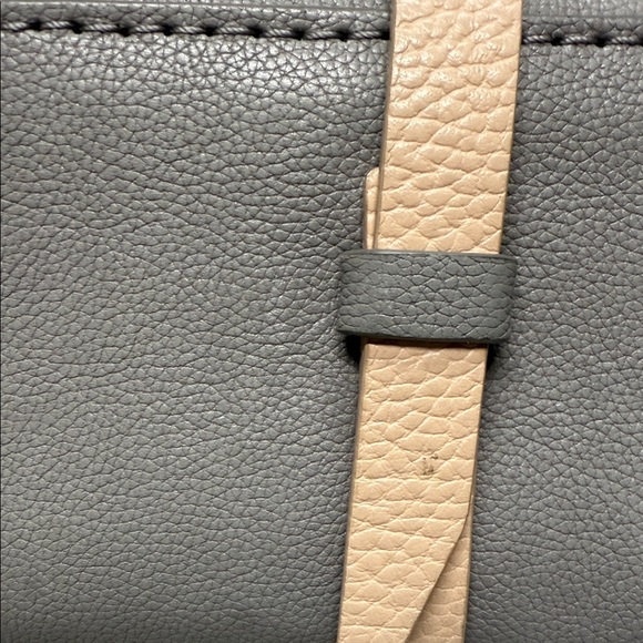 Ponagar Handmade Vietnamese Leather Chic Gray and Tan Women's Wallet - Picture 2 of 6